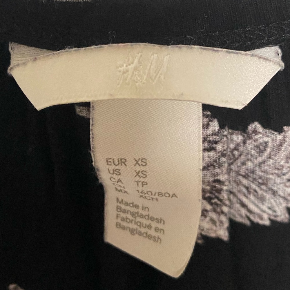 H&M Feather Pattern Dress - Picture 2 of 3